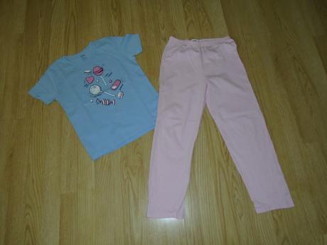 Pyžama vel. 140, sinsay,140