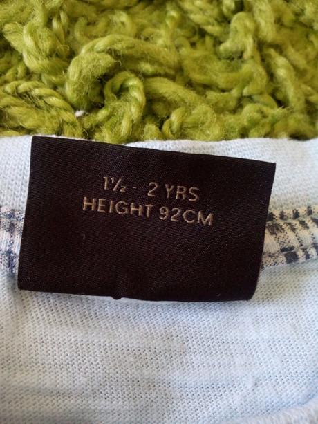 Triko s lodičkou, next,92