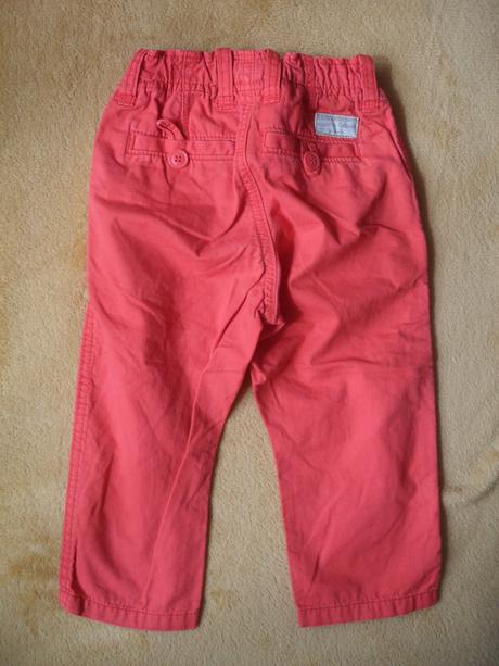 Červené kalhoty, h&m,92