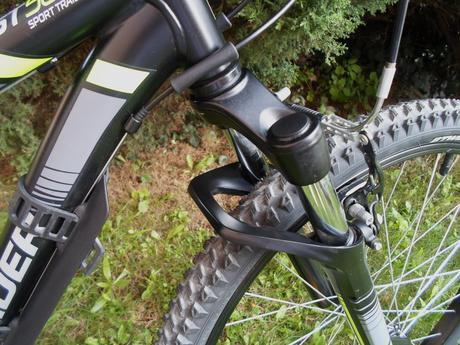 Černé dětské kolo 9-12 let, 24" palců, 24