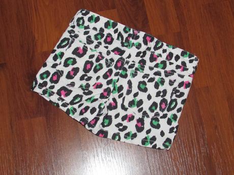 Šortky žíhané, 116