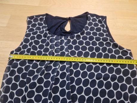 Halenka bez ramínek puntíky, l