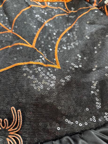 An26/ kostým čarodějnice s kloboukem - v.8/10 let, 