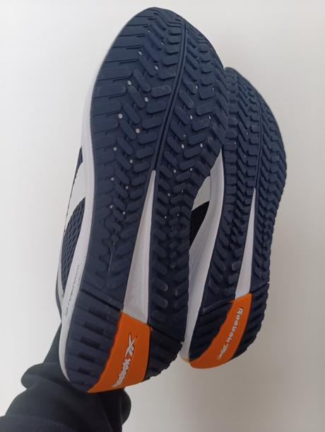 Běžecké tenisky reebok vel. 39 nové, 39