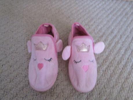 Pěkné růžové sametové botičky - bačkůrky, č. 31, 31
