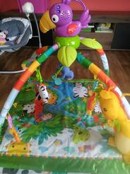 Fisher-Price luxusní hrací dečka Rainforest s hrazdičkou DFP08