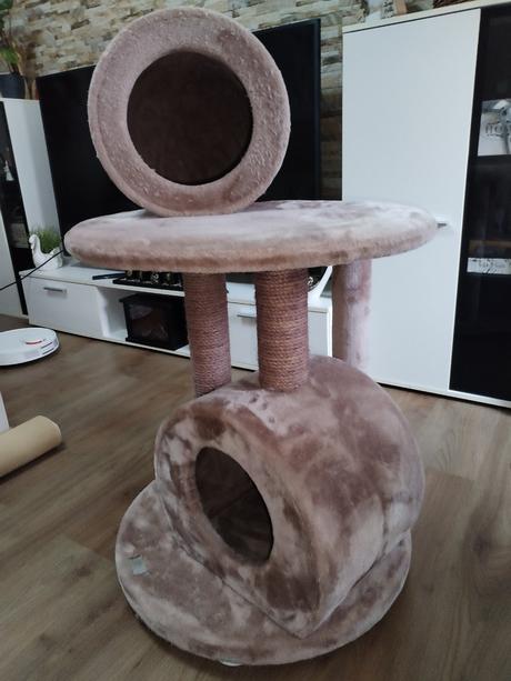 Škrabadlo pro kočičku v růžové barvě, 