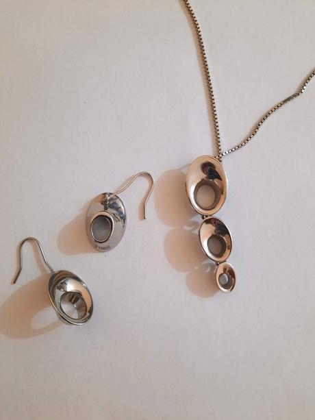 Šperky náhrdelní a naušnice storm,