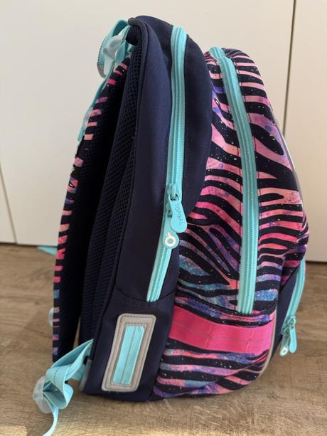Dívčí školní batoh, aktovka topgal, zebra kimi,