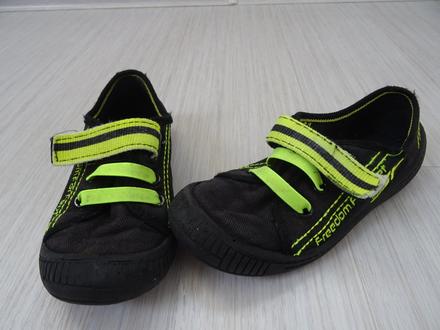 Chlapecké bačkory, 29