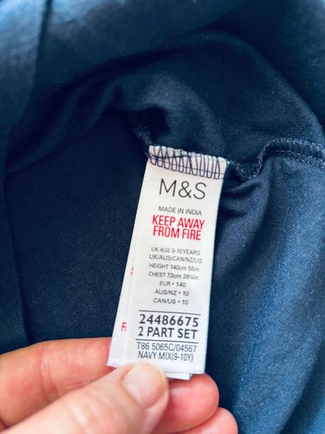 Triko modré super mário - v.9/10 let, marks & spencer,140