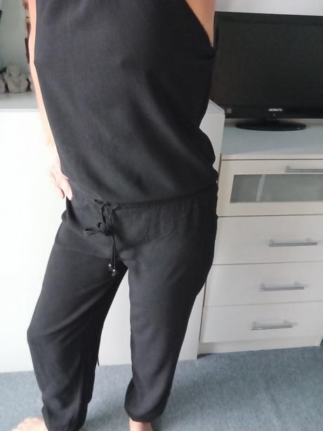 Overal volná záda zn."okay" vel."36/s i větší vel, okay,36