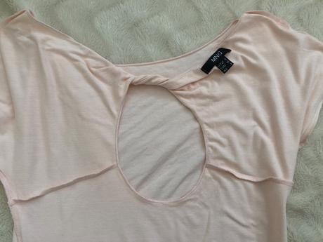 Vystrih na zadech mango meruňkove tricko xs, mango,xs