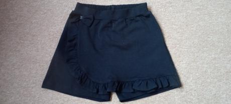 Šortky se sukní zn."breeze" vel."140", 140