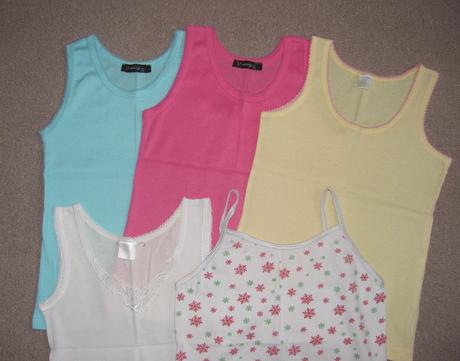 Dívčí košilky, 140