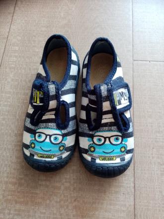 Bačkory auto, hasiči vel. 25-27, befado,25