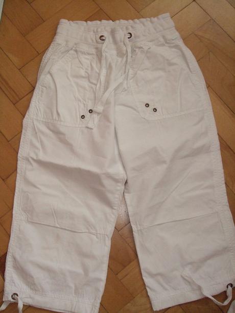 Biele trojštvrťové nohavice, cherokee,36
