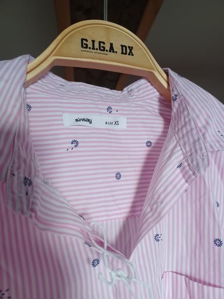 Pruhovaná košile a kytičkami xs / 158, sinsay,158