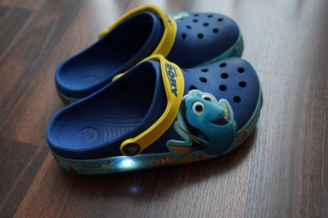 Blikající crocs finding dory, crocs,31