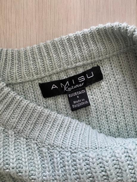 Svetr amisu, vel. s, amisu,s
