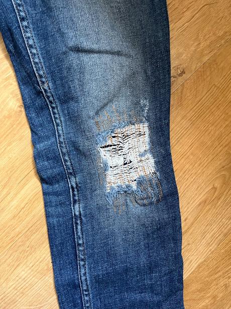 Dřené, trhané džíny, rifle, zara,36