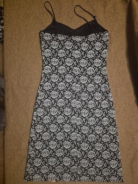 Dámské dlouhé šaty vel. 38, 38