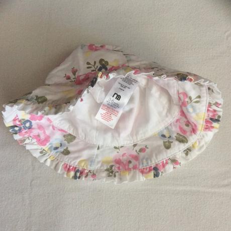 Klobouček s kytičkami zn. mothercare, mothercare,68