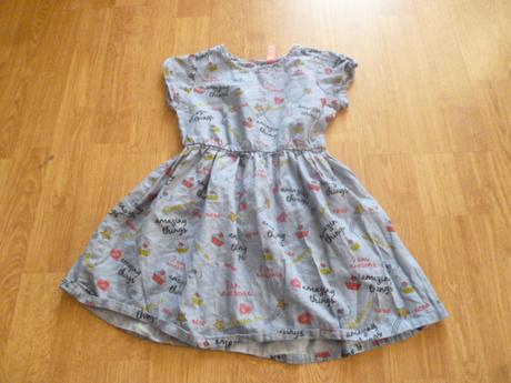 Veselé šaty vel. 3-4, 104