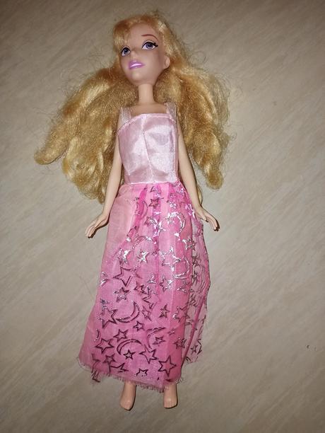 Šípková růženka a oblečení,