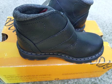 Nenošené dětské kožené boty dr. martens vel. 27, 27