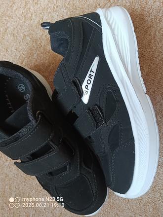 Tenisky černé "sport" vel."33", 33