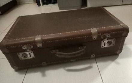 Starožitný kufr po dědovi, 