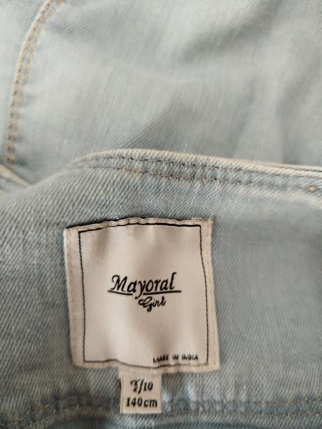 Vesta zn. mayoral vel.140, mayoral,140