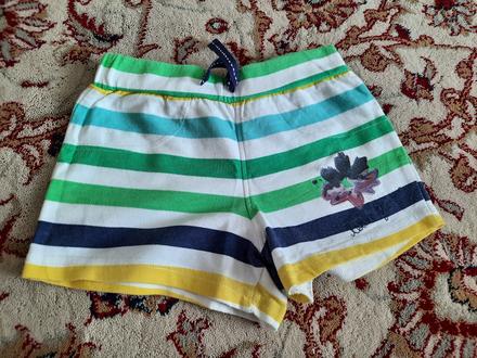 Pruhované šortky s květinkou, f&f,104