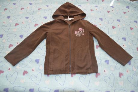 128 134 hnědá fleesová mikina s výšivkou, lupilu,128