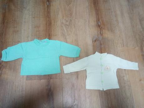 2 x kabátek / tenká mikinka, 56