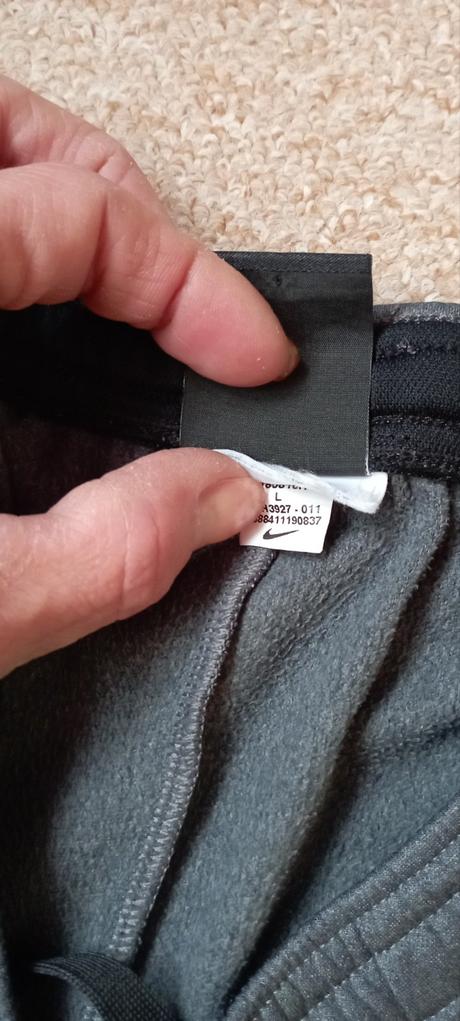 Tepláky zn."nike" vel."l", nike