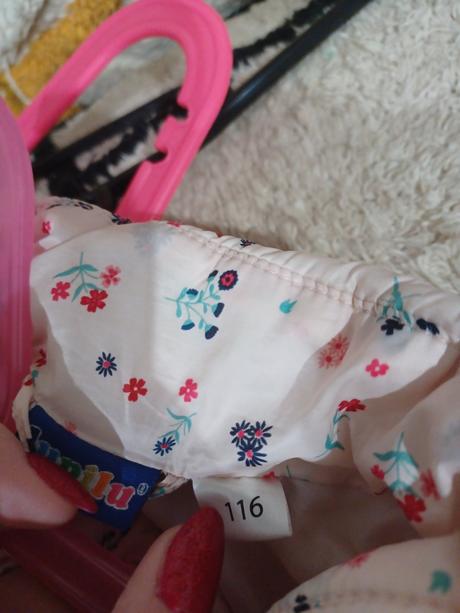 Kytičková vesta, lupilu,116