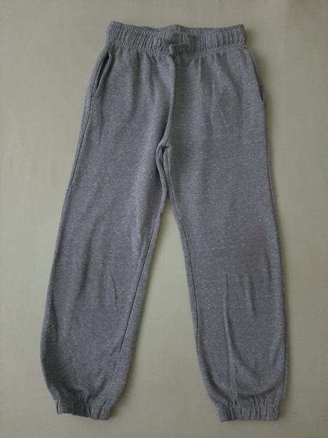 Tepláky vel. 128, f&f,128