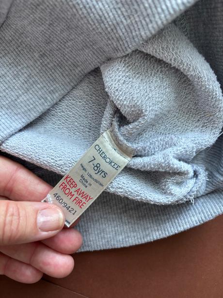 Mikina šedá - v.122 -128, cherokee,122