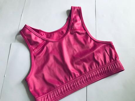 Sportovní top - v.cca 12/13 let, 158