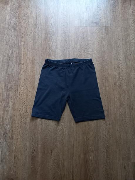 Černé elastické kraťasy, kik,134