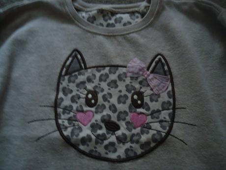 Mikina s kočičkou, 116