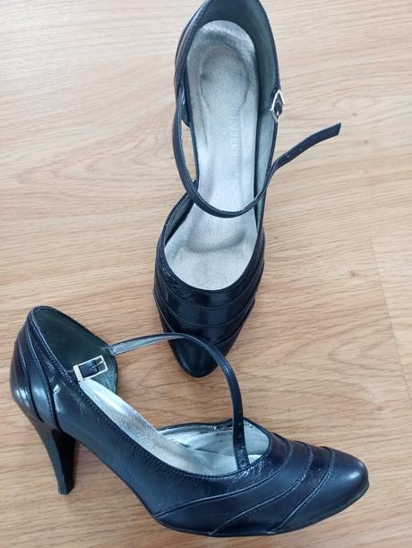 Boty společenské vel.37/38 (vnitřní stélka 24cm), 38