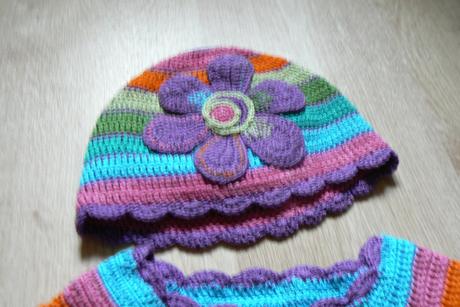 Háčkovaný kompletek, 92