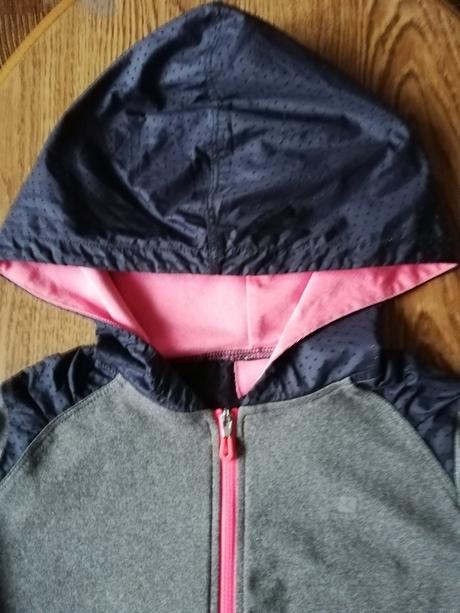 Bundička-mikina sportovní vel. 6-7 let., 116