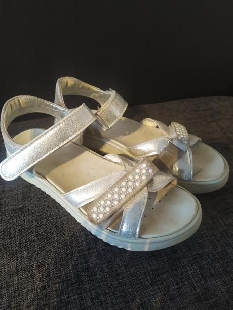 Sandály, baťa,36