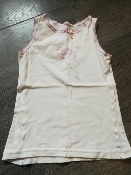 3x dívčí tílko, lupilu,86