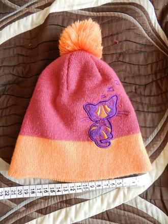 Čepice zimní, lupilu,104