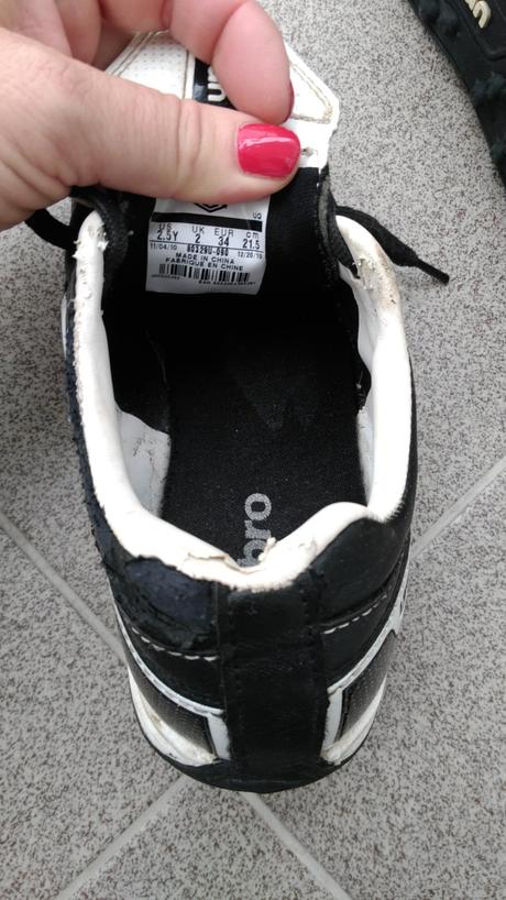 Turfy umbro vel. 34, 34